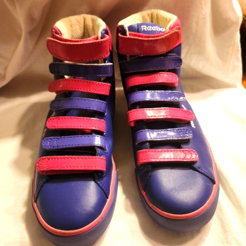 Vintage Reebok Hightop Size 6 Womens purple/pink